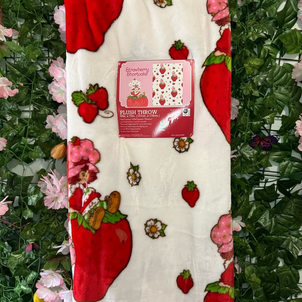 Sttrawberry Shortcake Blanket